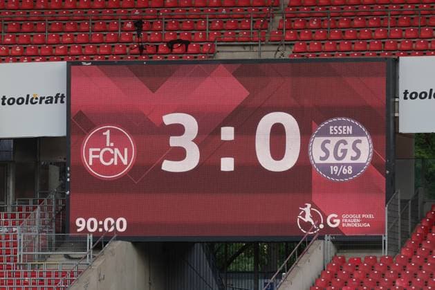 08 05 2026 Soccer Season 2025 2026 1 Women Soccer Bundesliga 25 Matchday 1 FC Nürnberg FCN Club SGS Essen Sportfoto Zink DaMa xdaxmax Symbolbild Symbol photo Feature Impression Scoreboard with final score 3 0 for FCN