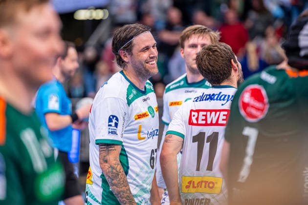 Dean BombaÄ SC DHfK Leipzig, No. 67 v l , TSV Hannover Burgdorf green against SC DHfK Leipzig white on matchday 31 of the 2025 2026 season in the DAIKIN Handball Bundesliga 08 05 2026, ZAG Arena Hannover, GER , Copyright: xJanxGuentherx xTSVxHannover-Burgdorfx