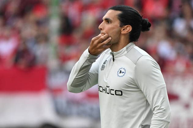 Football 2 Bundesliga Season 2025 26 1 FC Kaiserslautern 08 05 2026 Fritz Walter Stadion 1 FC Kaiserslautern fck Arminia Bielefeld bi 2 0 Daniel Jara CORTINA bi substitutes coach Mitch KNIAT Arminia Bielefeld 1 FC Kaiserslautern