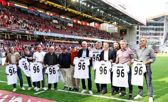 Football 2 Bundesliga Season 2025 26 1 FC Kaiserslautern 08 05 2026 Fritz Walter Stadion 1 FC Kaiserslautern fck Arminia Bielefeld bi 2 0 The cup heroes of 1996 in front of the Westkurve 1 FC Kaiserslautern