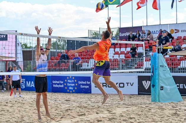 May 8, 2026, Madrid, Madrid, Spain: NATHAN MATOS of Spain during the men s preliminary round match (Pool C) between the German national team, Nationalteam and the Spanish national team, held at the Beach Pro Tour Futures Madrid 2026 at the Parque Deportivo Puerta de Hierro on May 8, 2026, in Madrid, Spain. Beach Pro Tour Futures Madrid 2026 (Men s) - 05.08.26 (Day Two)  - ZUMAc312 20260508_zsp_c312_017 Copyright: xOscarxManuelxSanchezx