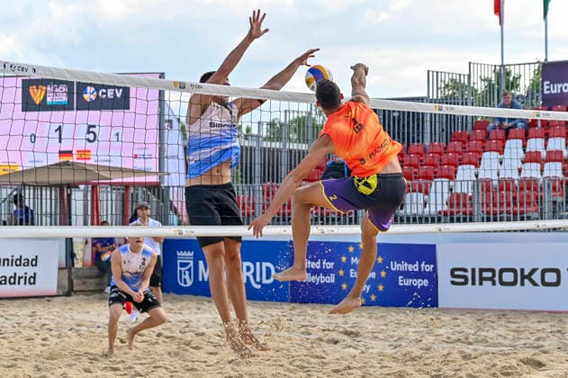 May 8, 2026, Madrid, Madrid, Spain: NATHAN MATOS of Spain and JANNIS HOPT of Germany during the men s preliminary round match (Pool C) between the German national team, Nationalteam and the Spanish national team, held at the Beach Pro Tour Futures Madrid 2026 at the Parque Deportivo Puerta de Hierro on May 8, 2026, in Madrid, Spain. Madrid Spain - ZUMAc312 20260508_zsp_c312_037 Copyright: xOscarxManuelxSanchezx
