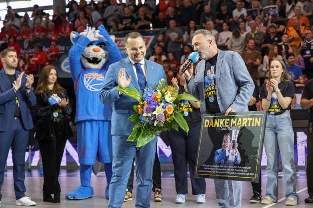 Martin Geissler MBC, Manager , Farewell, Acknowledgements, Syntainics MBC vs BMA365 Bamberg Baskets, Basketball, 1 Bundesliga, Men, 33 Matchday, Season 2025 26, 08 05 2026 Weißenfels Stadthalle Sachsen Anhalt Germany