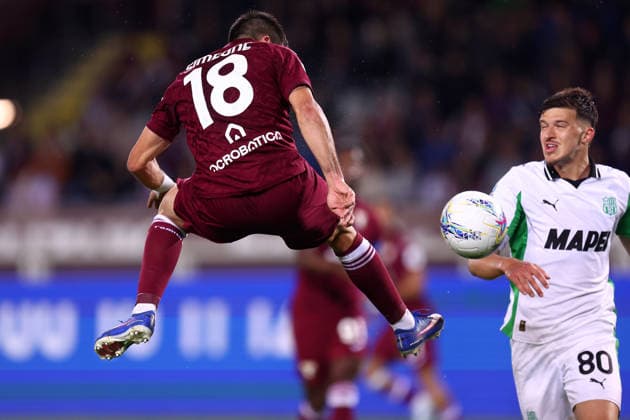 Giovanni Simeone (Torino Fc) scores his team s first goal, Serie A, Torino FC v US Sassuolo , Olimpico, May 8, 2026, Turin, Italy.