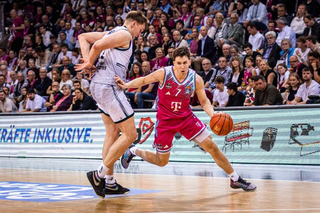 Telekom Baskets Bonn vs VET CONCEPT Gladiators Trier, 08 05 2026 Grayson Murphy Telekom Baskets Bonn 7 vs Marten Linßen VET CONCEPT GLADIATORS TRIER 12 Telekom Baskets Bonn vs VET CONCEPT Gladiators Trier, 08 05 2026, Telekom Dome Bonn Copyright: xBEAUTIFULxSPORTS Derixx