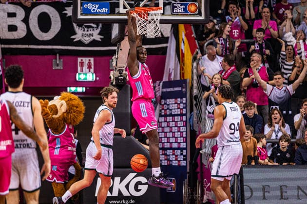 Telekom Baskets Bonn vs VET CONCEPT Gladiators Trier, 08 05 2026 Casually hanging around Tylan Birts Telekom Baskets Bonn 5 Telekom Baskets Bonn vs VET CONCEPT Gladiators Trier, 08 05 2026, Telekom Dome Bonn Copyright: xBEAUTIFULxSPORTS Derixx