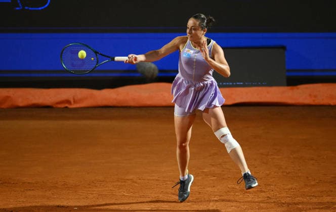 May 8, 2026, Roma: Elisabetta Cocciaretto of Italy in action during her women s singles match against Emma Navarro of the US (not pictured) at the Italian Open tennis tournament in Rome, Italy, 08 May 2026. ANSA ALESSANDRO DI MEO Italian Open Tennis Tournament  - ZUMAa110 20260508_zaf_a110_136 Copyright: xAlessandroxDixMeox