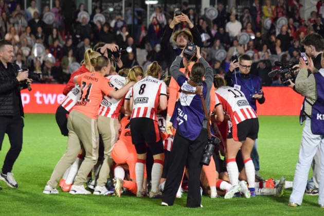 Eindhoven, Netherlands - May 08, PSV is champions of the Netherlands and receiving the trophee the game between PSV and ADO women at de Hertgang, Eindhoven Copyright: xArnexvanxderxBenx xSPPx Sportspressphoto_SPR142874