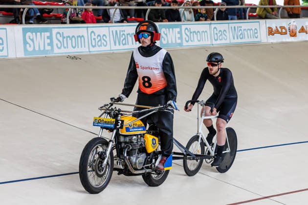 Karl Omann Forst behind Patrick Wolfrum Peitz, Pacemaker , 08 05 2026, Erfurt Germany , Track cycling, Stand-up race, Sparkasse Steher Grand Prix 2026 xprx