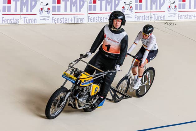 Robin Rautzenberg Chemnitz behind Sven Lohse Chemnitz, Pacemaker , 08 05 2026, Erfurt Germany , Track cycling, Stand-up race, Sparkasse Steher Grand Prix 2026 xprx