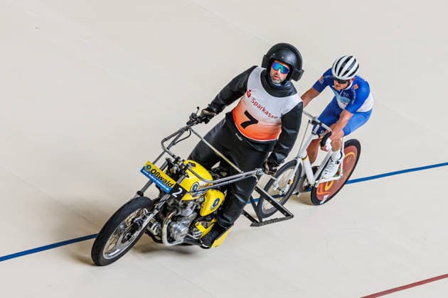 Ville Möbus Forst behind Mathias Allwardt Fürstenberg Bad Doberan, Pacemaker , 08 05 2026, Erfurt Germany , Track cycling, Stand-up race, Sparkasse Steher Grand Prix 2026 xprx