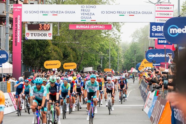 109th Giro d Italia 2026 - Stage 1 Pro cyclists finish the first stage of the 109th Giro d Italia in Burgas, Bulgaria, on May 8, 2026. Burgas Bulgaria  Copyright: xHristoxRusevx originalFilename:rusev-notitle260508_npoTP.jpg