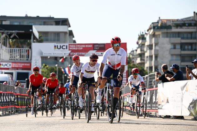 UCI Para Cycling Road World Cup: Round 3 Picture by Olly Hassell SWpix.com - 09 05 2026 - Cycling - UCI Para Cycling Road World Cup: Round 3 - Pescara, Abruzzo, Italy - Race Start - Men T1-2 - Dennis Connors (USA), Tim Celen (Belgium) Copyright: x xSWpix.comx(t axPhotographyxHubxLtd)xOllyxHassell SWpix.comx SWP-3030-14019
