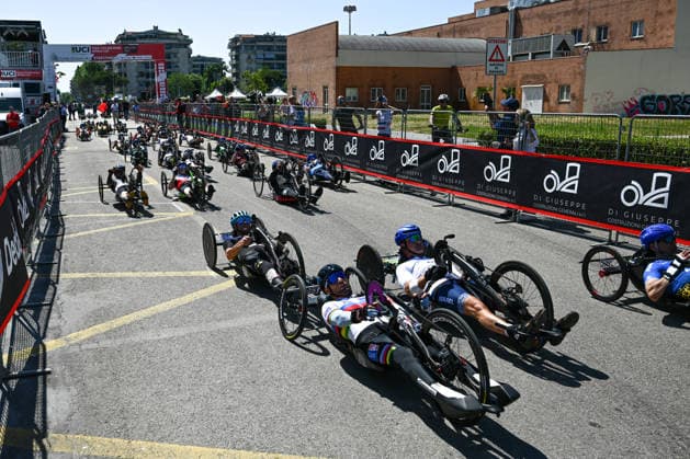 UCI Para Cycling Road World Cup: Round 3 Picture by Olly Hassell SWpix.com - 09 05 2026 - Cycling - UCI Para Cycling Road World Cup: Round 3 - Pescara, Abruzzo, Italy - Race Start - Men H1-2 Road Race - Copyright: x xSWpix.comx(t axPhotographyxHubxLtd)xOllyxHassell SWpix.comx SWP-3030-14049