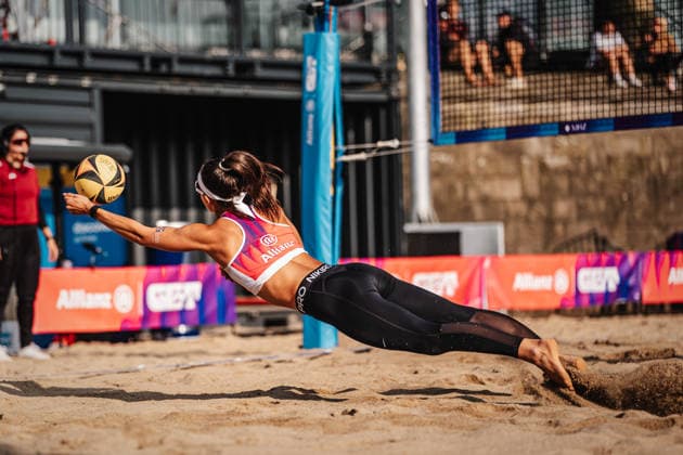 Beach volleyball women Allianz German Beach Tour 2026 Tourstop Düsseldorf 08 05 2026 Sophia Neuß jumps to the ball Düsseldorf Robert Lehr Ufer North Rhine-Westphalia Germany