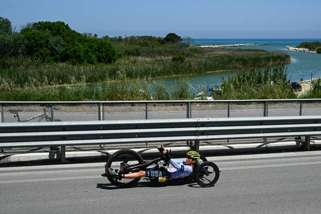 UCI Para Cycling Road World Cup: Round 3 Picture by Olly Hassell SWpix.com - 09 05 2026 - Cycling - UCI Para Cycling Road World Cup: Round 3 - Pescara, Abruzzo, Italy - Women H2 Road Race - Katerina Brim (USA) Copyright: x xSWpix.comx(t axPhotographyxHubxLtd)xOllyxHassell SWpix.comx SWP-3030-14077
