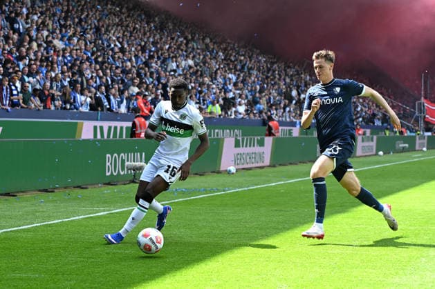 Noel Aseko Hannover 96 and Oliver Olsen VfL Bochum battle for the ball during the 2 Bundesliga match between VfL Bochum and Hannover 96 at Vonovia Ruhrstadion on May 09, 2026 in Bochum, Germany Germany Photo by Ralf Treese DeFodi Images Noel Aseko Hannover 96 and Oliver Olsen VfL Bochum battle for the ball during the 2 Bundesliga match between VfL Bochum and Hannover 96 at Vonovia Ruhrstadion on May 9, 2026 in Bochum, Germany Photo by Ralf Treese DeFodi Images Photo by Ralf Treese DeFodi Images