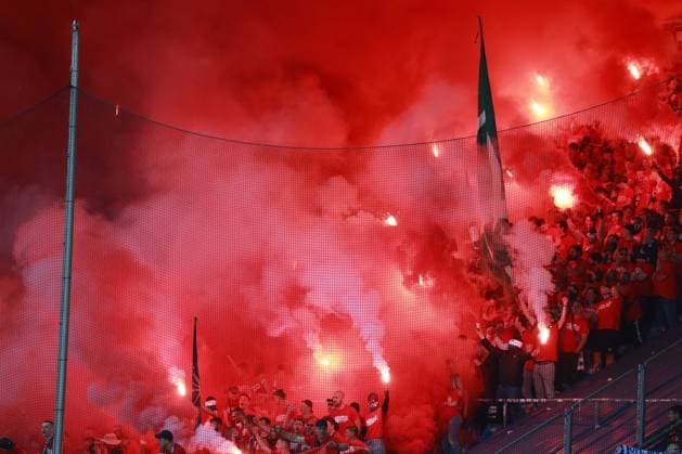Soccer 2 Bundesliga 33 Matchday VfL Bochum Hannover 96 on 09 05 2026 at Vonovia Ruhrstadion in Bochum Fans of Hannover 96 ignite Bengalos Pyro Pyrotechnics Flares Smoke bombs in the fan block DFL regulations prohibit any use of photographs as image sequences and or quasi video xJRx