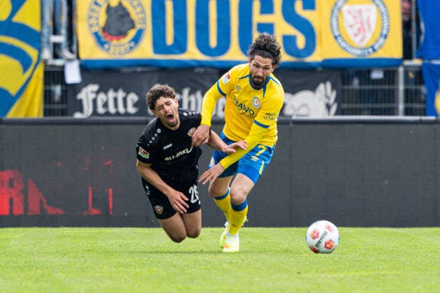 Braunschweig, Germany 09 May 2026 2 BL 2025 2026 Sp 33 Eintracht Braunschweig v SG Dynamo Dresden Pictured from left in duel Jan Hendrik Marx Dresden and Fabio Kaufmann Eintracht DFL DFB regulations prohibit any use of photographs as image sequences and or quasi video Eintracht Stadion Niedersachsen Copyright: xFotostandx xKruczynskix
