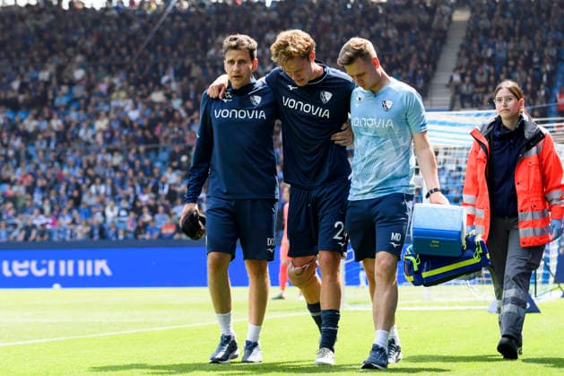 Mats Pannewig VfL Bochum injured during the 2 Bundesliga match between VfL Bochum and Hannover 96, Vonovia Ruhrstadion on May 09, 2026 in Bochum, Germany Photo by Max Maiwald DeFodi Images Mats Pannewig VfL Bochum is injued during the 2 Bundesliga match between VfL Bochum and Hannover 96 at Vonovia Ruhrstadion on May 9, 2026 in Bochum, Germany Photo by Max Maiwald DeFodi Images Photo by Max Maiwald DeFodi Images