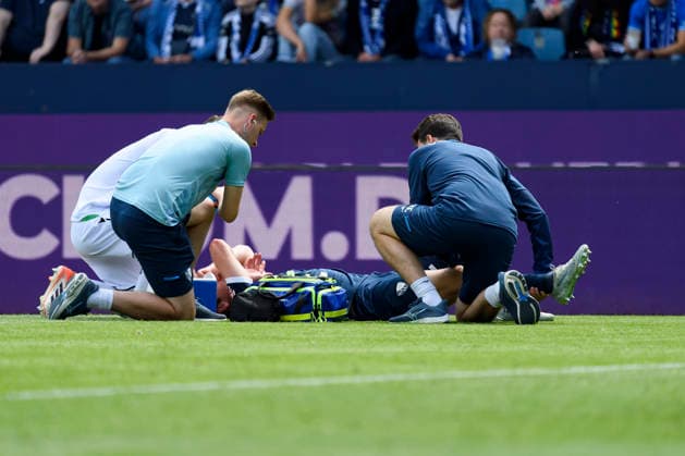 Mats Pannewig VfL Bochum injured during the 2 Bundesliga match between VfL Bochum and Hannover 96, Vonovia Ruhrstadion on May 09, 2026 in Bochum, Germany Photo by Max Maiwald DeFodi Images Mats Pannewig VfL Bochum is injued during the 2 Bundesliga match between VfL Bochum and Hannover 96 at Vonovia Ruhrstadion on May 9, 2026 in Bochum, Germany Photo by Max Maiwald DeFodi Images Photo by Max Maiwald DeFodi Images