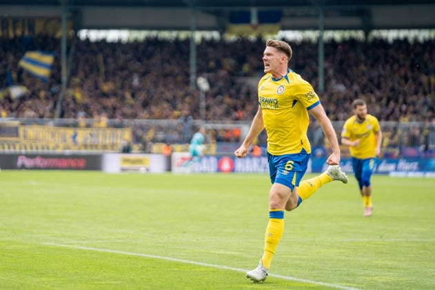 Germany Soccer, 2 Bundesliga, 33 Matchday 2025 26, Eintracht Braunschweig Dynamo Dresden on 09 05 in Braunschweig, Eintracht Stadion Goal 1 0 Florian Flick Eintracht Braunschweig 6 Cheers, joy, emotions, goal celebration Copyright: xSvenxHeidmannx