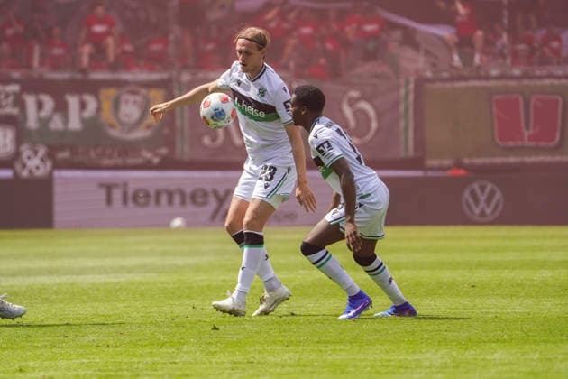 Germany Soccer 2 Bundesliga 2025 2026, 33 Matchday VfL Bochum vs Hannover 96 Vonovia Ruhrstadion Bochum Stefan Teitur ÖžorÃ°arson Stefan Teitur Thordarson Hannover 96, 23 NoÃ l AsÃ ko Noel Aseko Hannover 96, 15 Bochum Copyright: xAymanxAlahmedx