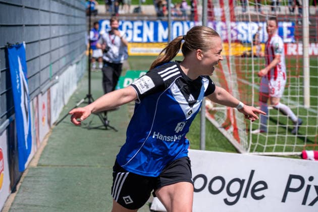 Germany Soccer Google Pixel Women Bundesliga 2025 2026 1 FC Köln vs Hamburger SV 25 Matchday Franz Kremer Stadium Cologne Goal and goal celebration to 1 1 by Annaleen Böhler Hamburger SV, 6 Joy, emotions, jubilation, enthusiasm, happy, celebrate Copyright: xOrhanxHabashx
