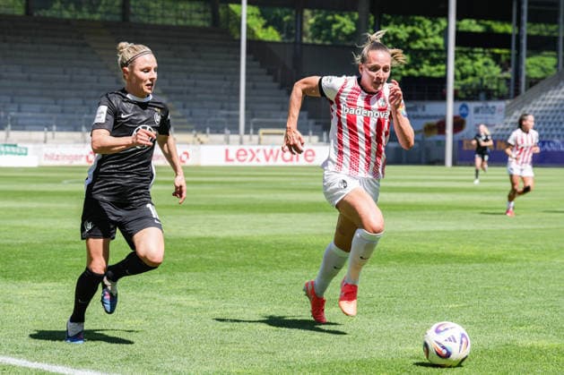 Google Pixel Womens Bundesliga SC Freiburg vs VfL Wolfsburg, 09 05 2026 duel between Svenja Huth VfL Wolfsburg, 10 and Lisa Karl SC Freiburg, 2 Google Pixel Womens Bundesliga SC Freiburg vs VfL Wolfsburg, Dreisamstadion, 09 05 2026 DFB DFL REGULATIONS PROHIBIT ANY USE OF PHOTOGRAPHS AS IMAGE SEQUENCES AND OR QUASI VIDEO Copyright: xBEAUTIFULxSPORTS Boscox