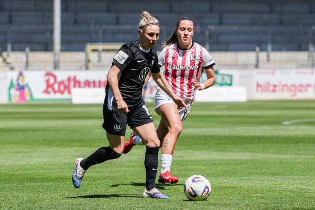 Google Pixel Womens Bundesliga SC Freiburg vs VfL Wolfsburg, 09 05 2026 Svenja Huth VfL Wolfsburg, 10 on the ball Google Pixel Womens Bundesliga SC Freiburg vs VfL Wolfsburg, Dreisamstadion, 09 05 2026 DFB DFL REGULATIONS PROHIBIT ANY USE OF PHOTOGRAPHS AS IMAGE SEQUENCES AND OR QUASI VIDEO Copyright: xBEAUTIFULxSPORTS Boscox