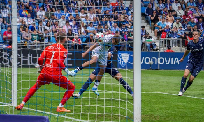 Germany Soccer 2 Bundesliga 2025 2026, Matchday 33 VfL Bochum vs Hannover 96 Vonovia Ruhrstadion Bochum Goal for Maik Nawrocki Hannover 96, 6 Bochum Copyright: xAymanxAlahmedx