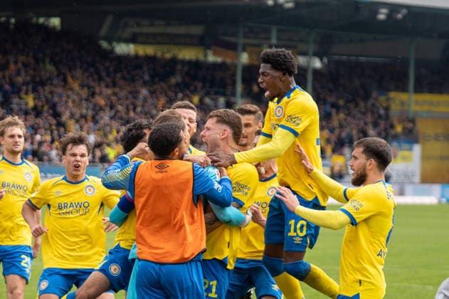 Germany Soccer, 2 Bundesliga, 33 Matchday 2025 26, Eintracht Braunschweig Dynamo Dresden on 09 05 in Braunschweig, Eintracht Stadion Cheers, joy, emotions after Stefan Kutschke Dynamo Dresden 30s penalty kick was saved by Ron Thorben Hoffmann Eintracht Braunschweig 1 Faride Alidou Eintracht Braunschweig 10 Copyright: xSvenxHeidmannx