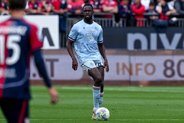 Udinese s Oumar Mickael Solet Bomawoko in action during the Serie A soccer match between Cagliari Calcio and Udinese at the Unipol Domus in Cagliari, Sardinia - Saturday 9th May. - Soccer  Copyright: xGianlucaxZuddas LaPressex