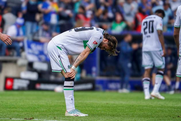 Germany Soccer 2 Bundesliga 2025 2026, Matchday 33 VfL Bochum vs Hannover 96 Vonovia Ruhrstadion Bochum in duelGesture, Gesture, Emotion Kolja Oudenne Hannover 96, 29 Bochum Copyright: xAymanxAlahmedx