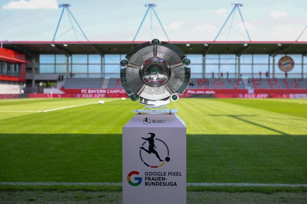 The championship trophy of the Google Pixel Womens Bundesliga before the match, GER, FC Bayern Muenchen vs Eintracht Frankfurt, Football, Google Pixel Womens Bundesliga, 25 Matchday, Season 2025 2026, 09 05 2026, DFL DFB REGULATIONS PROHIBIT ANY USE OF PHOTOGRAPHS as IMAGE SEQUENCES and or QUASI VIDEO, GER, FC Bayern Muenchen vs Eintracht Frankfurt, Football, Google Pixel Womens Bundesliga, 25 Matchday, Season 2025 2026, 09 05 2026 Muenchen Copyright: xEibner-Pressefoto JennixMaulx EP_JML