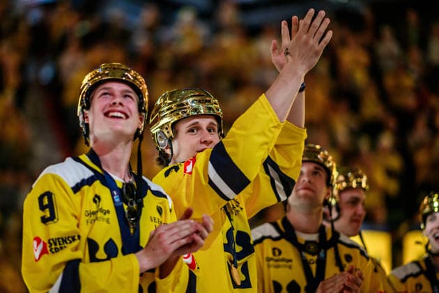 260509 Anton Freij of the Swedish national u20 Ice hockey, Eishockey team are honored for winning the IIHF World Junior Championship ahead of the Beijer Hockey Games between Sweden and Switzerland on May 9, 2026 in Ängelholm. Photo: Mathilda Schuler BILDBYRAN kod MA MA0972 ishockey ice hockey sweden hockey games beijer hockey games sverige sweden switzerland schweiz bbeng *** 260509 Anton Freij of the Swedish national u20 ice hockey team are honored for winning the IIHF World Junior Championship ahead of the Beijer Hockey Games between Sweden and Switzerland on May 9, 2026 in Ängelholm Photo Mathilda Schuler BILDBYRAN kod MA MA0972 ishockey ice hockey sweden hockey games beijer hockey games sverige sweden switzerland schweiz bbeng  Copyright: MATHILDAxSCHULER BB260509MA029