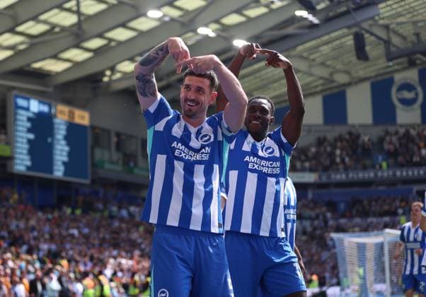 Premier League - Brighton & Hove Albion v Wolverhampton Wanderers BRIGHTON, ENGLAND, MAY 09: GOAL 2-0, Lewis Dunk of Brighton & Hove Albion goal celebration with Danny Welbeck of Brighton & Hove Albion after scoring a goal to put Brighton & Hove Albion 2-0 ahead during the Premier League match between Brighton & Hove Albion v Wolverhampton Wanderers at the AMEX Community Stadium, Brighton, England, on May 9. (Photo by Daniel Weir) Brighton AMEX Community Stadium England Copyright: xDanielxWeir SportsxPressxPhotox Sportspressphoto_SPR143006