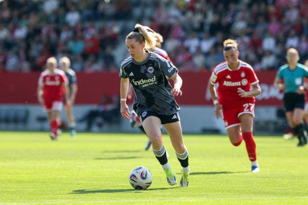 Nina Luehrssen Eintracht Frankfurt, 11 with ball GER, FC Bayern Muenchen vs Eintracht Frankfurt, Football, Google Pixel Frauen Bundesliga, 25 Spieltag, Saison 2025 2026, 09 05 2026, DFL DFB REGULATIONS PROHIBIT ANY USE OF PHOTOGRAPHS as IMAGE SEQUENCES and or QUASI VIDEO, GER, FC Bayern Muenchen vs Eintracht Frankfurt, Football, Google Pixel Frauen Bundesliga, 25 Spieltag, Saison 2025 2026, 09 05 2026 Muenchen Copyright: xEibner-Pressefoto JennixMaulx EP_JML