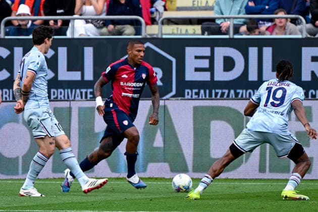 Cagliari s Michael Folorunsho in action during the Serie A soccer match between Cagliari Calcio and Udinese at the Unipol Domus in Cagliari, Sardinia - Saturday 9th May. - Soccer  Copyright: xGianlucaxZuddas LaPressex