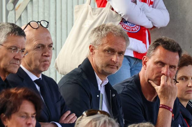 Munich, Germany 09 May 2026 1 Womens Bundesliga 25 Matchday FC Bayern Munich vs Eintracht Frankfurt In the picture from left the second DFB President Bernd Neuendorf DFB and national coach Christian Wück Wueck DFB in the stands Copyright: HMBxMedia MadeleinexFantini