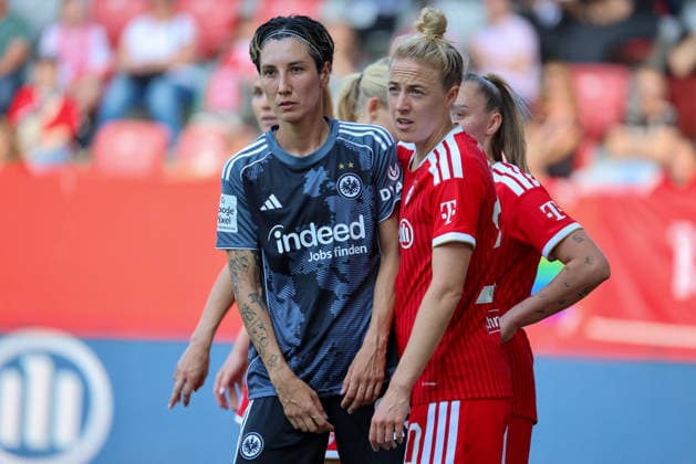 Munich, Germany 09 May 2026 1 Womens Bundesliga 25 Matchday FC Bayern Munich vs Eintracht Frankfurt In the picture from left Sara Doorsoun SGE and Carolin Simon FCB Copyright: HMBxMedia MadeleinexFantini