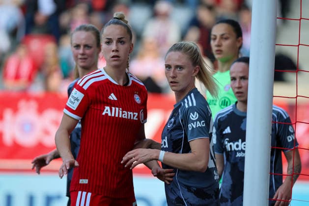 Munich, Germany 09 May 2026 1 Womens Bundesliga 25 Matchday FC Bayern Munich vs Eintracht Frankfurt In the picture from left Giulia Gwinn FCB and Rebecka Blomqvist SGE Copyright: HMBxMedia MadeleinexFantini