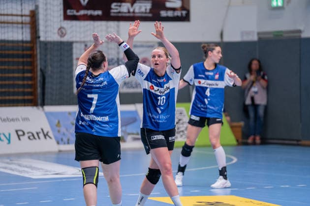 HSG Blomberg Lippe GER vs Thueringer HC GER Handball, 1 Handball Bundesliga Women, Semifinal, Match 3, 9 5 2026, Season 2025 2026, Blomberg Diana Magnusdottir HSG Blomberg Lippe, 07 and Maxi Muehlner HSG Blomberg Lippe, 10 are happy after a goal Blomberg Sporthalle an der Ulmenallee Germany
