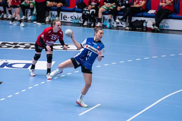 HSG Blomberg Lippe GER vs Thueringer HC GER Handball, 1 Handball Bundesliga Women, Semifinal, Game 3, 9 5 2026, Season 2025 2026, Blomberg Ona Vegue HSG Blomberg Lippe, 14 on a 7 meter throw Blomberg Sporthalle an der Ulmenallee Germany