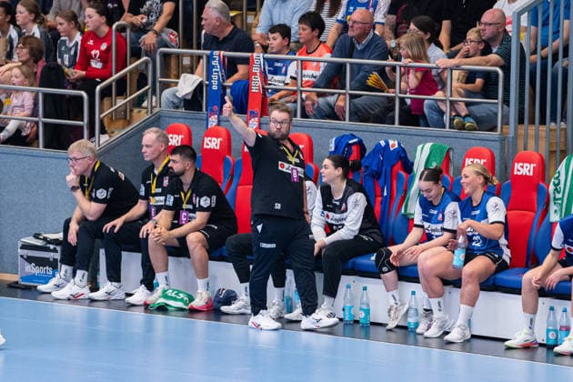 HSG Blomberg Lippe GER vs Thueringer HC GER Handball, 1 Handball Bundesliga Women, Semifinal, Match 3, 9 5 2026, Season 2025 2026, Blomberg Steffen Birkner HSG Blomberg Lippe, Coach happy Blomberg Sporthalle an der Ulmenallee Germany