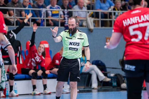 HSG Blomberg Lippe GER vs Thueringer HC GER Handball, 1 Handball Bundesliga Women, Semifinal, Match 3, 9 5 2026, Season 2025 2026, Blomberg Marcus Hurst Referee Blomberg Sporthalle an der Ulmenallee Germany