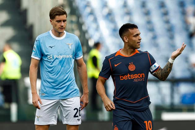 May 9, 2026, Rome, ITALIA ROMA: Inter™s Lautaro Martinez (L) jubilates with his teammates after scoring the 0-1 goal during the Italian Serie A soccer match SS Lazio vs FC Inter at the Olimpico stadium in Rome, Italy, 09 May 2026. ANSA ANGELO CARCONI. SS Lazio Vs FC Inter  - ZUMAa110 20260509_zaf_a110_035 Copyright: xAngeloxCarconix