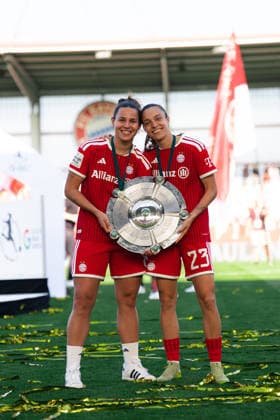 Munich, Germany 9th May 2026: Lena Oberdorf and Natalia Padilla Bidas of FC Bayern München after the Google Pixel Frauen Bundesliga game between FC Bayern München and Eintracht Frankfurt at FC Bayern Campus on May 9th, 2026 in Munich, Germany (Leonie Kiehl SPP) Copyright: xLeoniexKiehlx xSPPx spp-en-LeKiSp-SPP26_Leonie_20032026-1-28