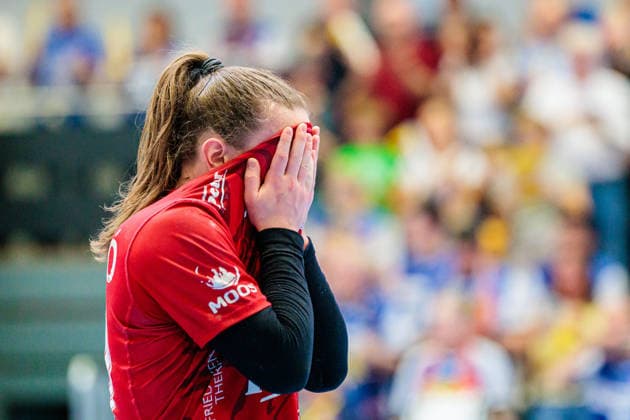 Luca Farago Thueringer HC, 19 in disappointment after 35 24 defeat GER, HSG Blomberg Lippe vs Thueringer HC, Handball, 1 Bundesliga Women, Play Offs, Semi-final, Game 3, 09 05 2026 GER, HSG Blomberg Lippe vs Thueringer HC, Handball, 1 Bundesliga Women, Play Offs, Semi-final, Game 3, 09 05 2026 Blomberg Copyright: xEibner-Pressefoto JanxRollingerx EP_JSK