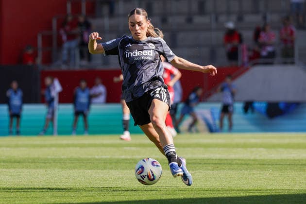 09 05 2026, xgrfx, Soccer Google Pixel Women Bundesliga, FC Bayern Muenchen Eintracht Frankfurt v l Ereleta Memeti Eintracht Frankfurt DFL DFB REGULATIONS PROHIBIT ANY USE OF PHOTOGRAPHS as IMAGE SEQUENCES and or QUASI VIDEO Muenchen